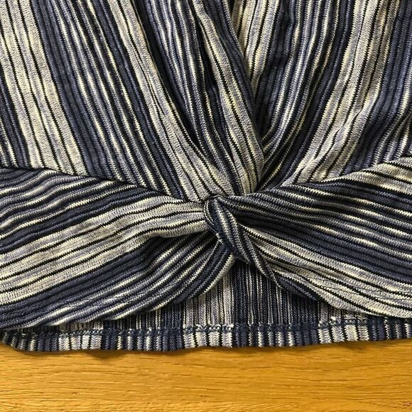 NWT W5 tank top blouse medium - Picture 4 of 6